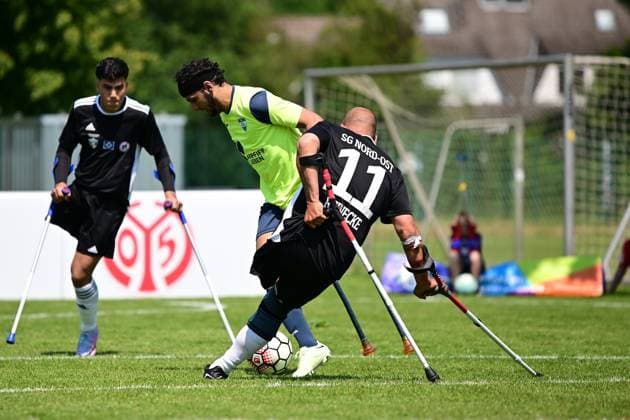 Sport I Mixed I Season 2022 2023 I Amputee Football Bundesliga I 3 Matchday I SG Nord Ost Kickoff Hoffenheim I 10 06 2023 Jawad Kahdim 7, Kickoff Hoffenheim against Marco Reinicke 11, SG Nord Ost Hamburg Paul Hauenschild Sportanlage Schleswig Holstein Germany Copyright: xLobeca FelixxSchlikisx