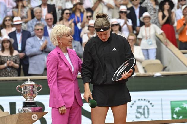 Tennis : Roland Garros 2023 - France - Iga Swiatek remporte le tournoi de Roland Garros - Karolina Muchova - Republique Tcheque Tennis : Roland Garros 2023 - France - 10 06 23 ChrysleneCaillaud Panoramic 