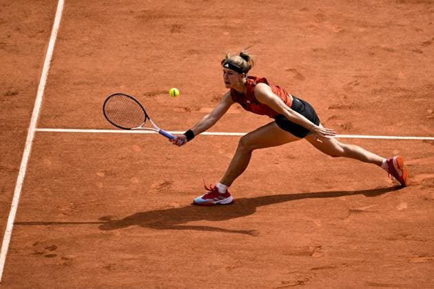 Karolina Muchova (Cze) TENNIS : Roland Garros 2023 - Finale Dames - Paris - 10 06 2023 JBAutissier Panoramic 