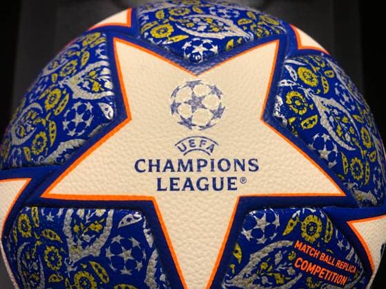 Istanbul 2023 UEFA Champions League Final Photo Illustrations UEFA Champions League logo is seen on a ball in this illustration photo taken in a store in Krakow, Poland on June 10, 2023. Krakow Poland  Copyright: xJakubxPorzyckix originalFilename:porzycki-istanbul230610_npZIB.jpg