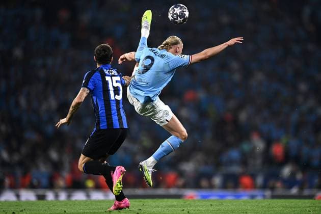 Mg Istanbul (Turchia) 10 06 2023 - finale Champions League Manchester City-Inter foto Matteo Gribaudi Image nella foto: Francesco Acerbi-Erling Haaland 