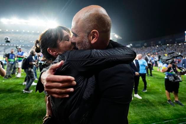 FC Internazionale v Manchester City FC - UEFA Champions League Final 2022 23 Pep Guardiola head coach of Manchester City with his wife Cristina Serra celebrate winning the UEFA Champions League 2022 23 final match between FC Internazionale and Manchester City FC at Atatuerk Olympic Stadium on June 10, 2023 in Istanbul, Turkey. Istanbul Turkey  Copyright: xJosexBretonx originalFilename:breton-fcintern210102_npZS3.jpg