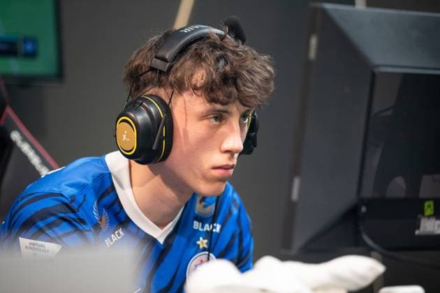 Grand Final of the Virtual Bundesliga 2023 Henning Wilmbusse FCH Henning, Hansa Rostock Grand Final of the Virtual Bundesliga 2023, Koeln, Strassenkickerbase, 10 06 2023 Copyright: xBEAUTIFULxSPORTS Buriakovx