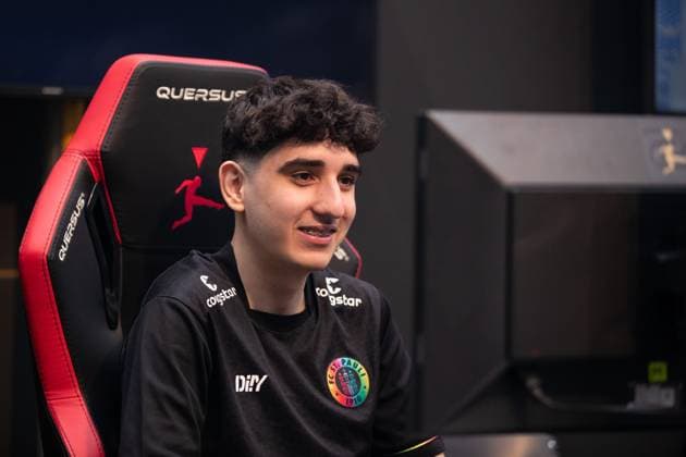 Grand Final of the Virtual Bundesliga 2023 Berkay Demirci BerkayLion, FC St Pauli Grand Final of the Virtual Bundesliga 2023, Koeln, Strassenkickerbase, 10 06 2023 Copyright: xBEAUTIFULxSPORTS Buriakovx