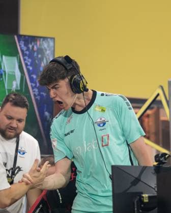 Grand Final of the Virtual Bundesliga 2023 Jonas Wirth Jonny, SC Paderborn 07 cheers after comeback against Umut Gueltekin RBLZ Umut, RB Leipzig Grand Final of the Virtual Bundesliga 2023, Koeln, Strassenkickerbase, 10 06 2023 Copyright: xBEAUTIFULxSPORTS Buriakovx