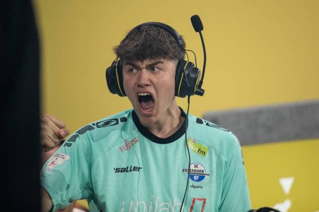 Grand Final of the Virtual Bundesliga 2023 Jonas Wirth Jonny, SC Paderborn 07 cheers after comeback against Umut Gueltekin RBLZ Umut, RB Leipzig Grand Final of the Virtual Bundesliga 2023, Koeln, Strassenkickerbase, 10 06 2023 Copyright: xBEAUTIFULxSPORTS Buriakovx