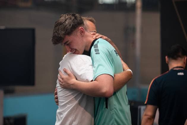 Grand Final of the Virtual Bundesliga 2023 Jonas Wirth Jonny, SC Paderborn 07 cheers after comeback against Umut Gueltekin RBLZ Umut, RB Leipzig Grand Final of the Virtual Bundesliga 2023, Koeln, Strassenkickerbase, 10 06 2023 Copyright: xBEAUTIFULxSPORTS Buriakovx