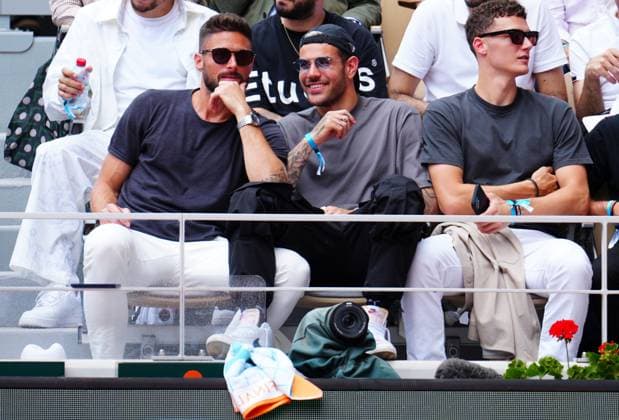 Mandatory Credit: Photo by Javier Garcia Shutterstock (13949284av) Olivier Giroud plays up to the camera with Theo Hernandez French Open Tennis, Day 15, Roland Garros, Paris, France - 11 June 2023 French Open Tennis, Day 15, Roland Garros, Paris, France - 11 June 2023  Copyright: xJavierxGarcia Shutterstockx 13949284av