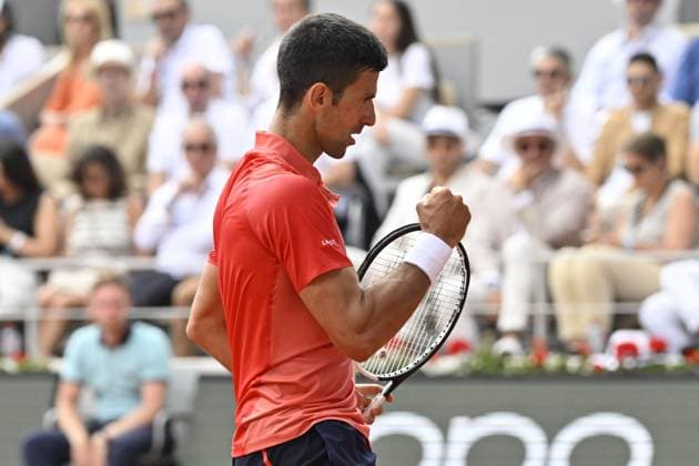 Tennis : Roland Garros 2023 - France - Finale du simple messieurs - Novak Djokovic Tennis : Roland Garros 2023 - France - 11 06 23 ChrysleneCaillaud Panoramic 