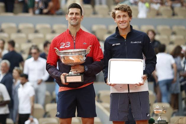 Novak Djokovic Vs Casper Ruud - Finale Simple Messieurs TENNIS : Roland-Garros 2023 - Paris - 11 06 2023 MichaelBaucher Panoramic 