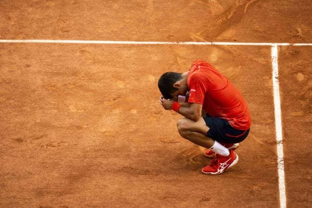 joie de Novak Djokovic (Srb) en fin de match TENNIS : Roland Garros 2023 - Finale Messieurs - Paris - 11 06 2023 JBAutissier Panoramic 