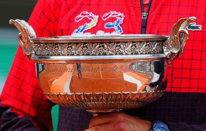 Mandatory Credit: Photo by Javier Garcia Shutterstock (13949284ch) Novak Djokovic celebrates winning the French Open, his 23rd Grand Slam of his career French Open Tennis, Day 15, Roland Garros, Paris, France - 11 June 2023 French Open Tennis, Day 15, Roland Garros, Paris, France - 11 June 2023  Copyright: xJavierxGarcia Shutterstockx 13949284ch