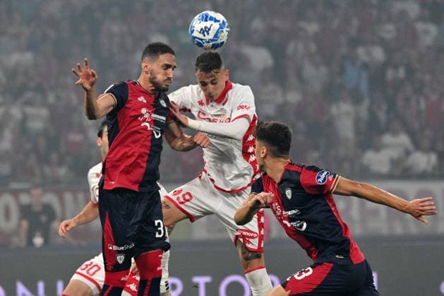 Football, Italy, Promotion play-offs, SSC Bari - Cagliari Calcio