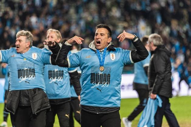 Fifa U20 World Cup Final Uruguay U20 v Italy U20 Uruguay s coach Marcelo Broli after the Fifa U20 World Cup Final match Uruguay U20 vs Italy U20 at La Plata Stadium, Tolosa, Argentina, 11th June 2023 (Photo by Mateo Occhi News Images) Tolosa La Plata Stadium La Plata Argentina Copyright: xMateoxOcchi NewsxImagesx