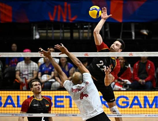 June 11, 2023, Ottawa, ON, CAN: Germany s Tobias Brand (22) spikes the ball above the block of Canada s Danny Demyanenko (6) during Volleyball Nations League action in Ottawa, on Sunday, June 11, 2023. Danny Demyanenko Tobias Brand  - ZUMAc35_ 20230611_zaf_c35_168 Copyright: xJustinxTangx
