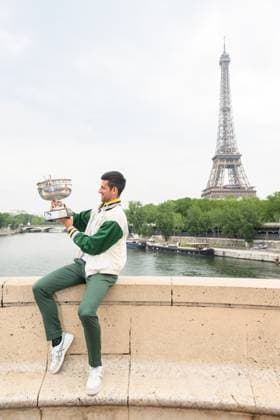 French Open - Novak Djokovic Poses With His Trophy Novak Djokovic of Serbia poses with The Musketeers? Cup after winning his 23rd grand slam trophy on the Bir-Hakeim bridge after winning the Men s Singles Title in the 2023 French Open on June 12, 2023 in Paris, France. Photo by Laurent Zabulon ABACAPRESS.COM attend the French Open 2021 at Roland Garros on June 11, 2023 in Paris, France. Photo by Laurent Zabulon ABACAPRESS.COM Paris France  Copyright: xZabulonxLaurent ABACAx 856704_016 ZabulonxLaurent ABACAx 0259523558st