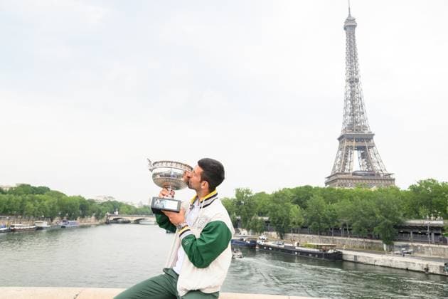 French Open - Novak Djokovic Poses With His Trophy Novak Djokovic of Serbia poses with The Musketeers? Cup after winning his 23rd grand slam trophy on the Bir-Hakeim bridge after winning the Men s Singles Title in the 2023 French Open on June 12, 2023 in Paris, France. Photo by Laurent Zabulon ABACAPRESS.COM attend the French Open 2021 at Roland Garros on June 11, 2023 in Paris, France. Photo by Laurent Zabulon ABACAPRESS.COM Paris France  Copyright: xZabulonxLaurent ABACAx 856704_001 ZabulonxLaurent ABACAx 0259523370st