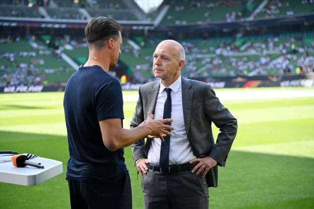Bernd Neuendorf DFB president in conversation with ZDF expert Sandro Wagner 12 06 2023, DFB football international match 2023, Germany Ukraine 3 3 Bremen Weserstadion Germany Team2