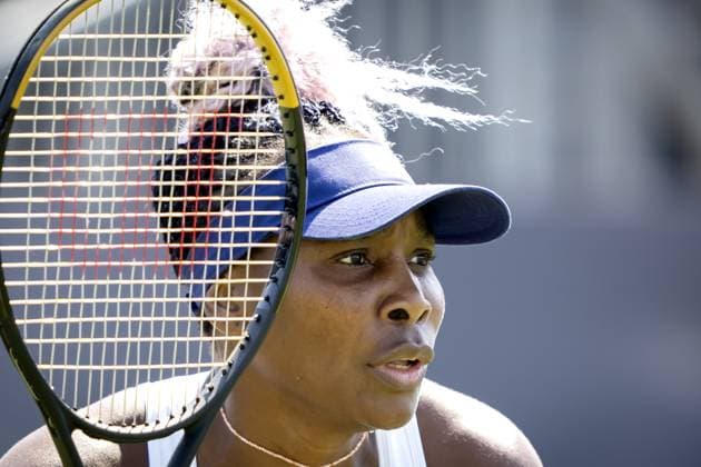 ROSMALEN - Venus Williams (USA) in action against Celine Naef (SUI) on the second day of the Libema Open tennis tournament in Rosmalen. AP SANDER KING xVIxANPxSportx xxANPxIVx 471536794 originalFilename: 471536794.jpg