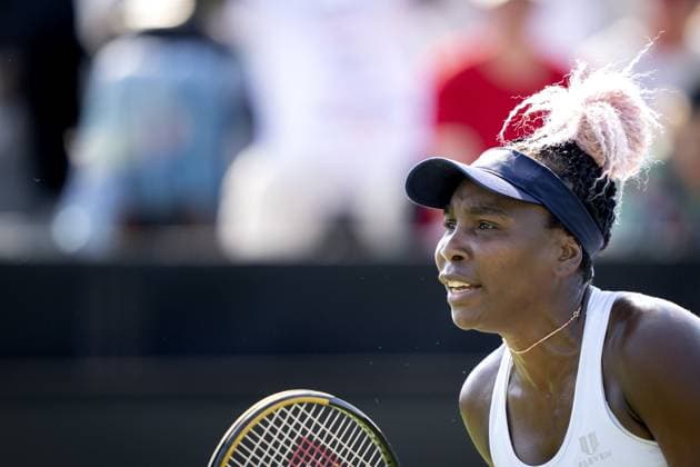 ROSMALEN - Venus Williams (USA) in action against Celine Naef (SUI) on the second day of the Libema Open tennis tournament in Rosmalen. AP SANDER KING xVIxANPxSportx xxANPxIVx 471537670 originalFilename: 471537670.jpg