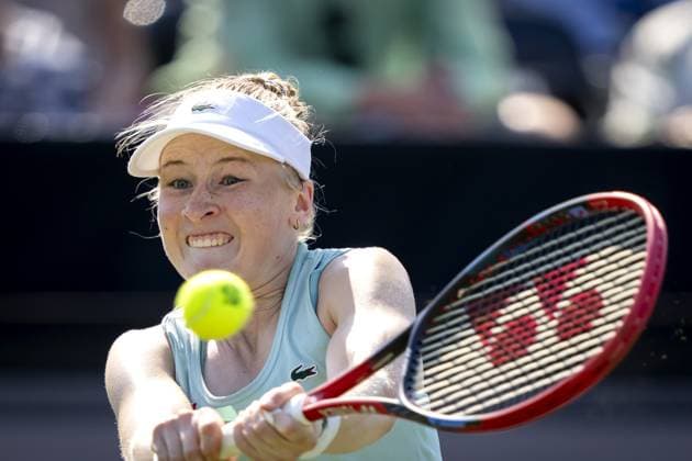 ROSMALEN - Celine Naef (SUI) in action against Venus Williams (USA) on the second day of the Libema Open tennis tournament in Rosmalen. AP SANDER KING xVIxANPxSportx xxANPxIVx 471537675 originalFilename: 471537675.jpg
