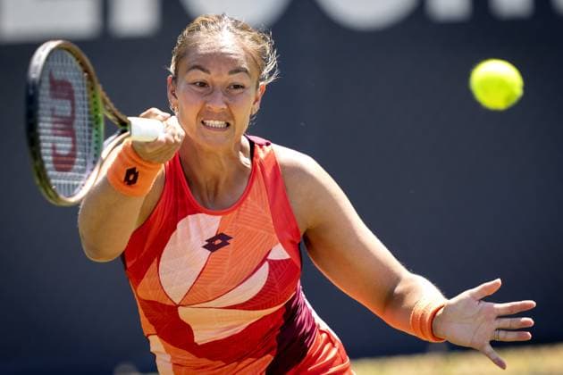 Sport Bilder des Tages ROSMALEN - Lesley Pattinama Kerkhove in action against Kimberly Birrell (AUS) on the second day of the Libema Open tennis tournament in Rosmalen. AP SANDER KING xVIxANPxSportx xxANPxIVx 471538706 originalFilename: 471538706.jpg