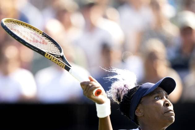 Sport Bilder des Tages ROSMALEN - Venus Williams (USA) in action against Celine Naef (SUI) on the second day of the Libema Open tennis tournament in Rosmalen. AP SANDER KING xVIxANPxSportx xxANPxIVx 471539202 originalFilename: 471539202.jpg