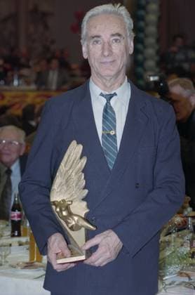 Moscow, Russia. Former trainer of the USSR Olympic Fencing Team, professor of the Fencing and Pentathlon Theory and Methodics Department of the Russian State Academy of Physical Education David Tyshler wins the Best Scientist in Olympic Preparation title in the 1995 athletes award ceremony during the Olympic champions dancing event at the State Kremlin Palace. Alexander Yakovlev TASS  32460400