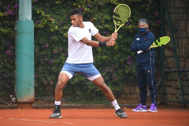 Monaco Rolex Masters Felix Auger-Aliassime (CAN) with his new coach assistant Toni Nadal (ESP) at the Monaco Rolex Masters in Monte Carlo, on April, 11, 2021. Photo by Corinne Dubreuil ABACAPRESS.COM Monaco Monaco  Copyright: xDubreuilxCorinne ABACAx 761895_038 DubreuilxCorinne ABACAx 761895_038