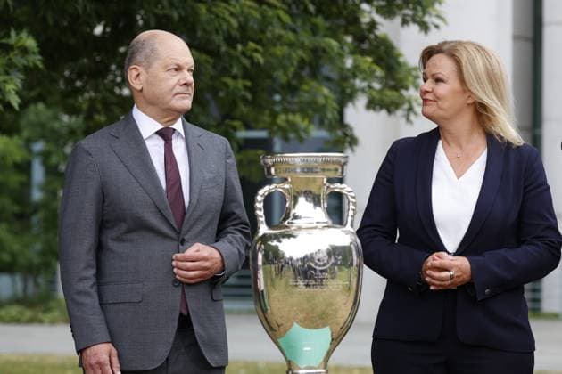 Olaf Scholz, Federal Chancellor, Nancy Faeser, Federal Minister of the Interior and for Home Affairs, Germany, Berlin, Federal Chancellery, photo opportunity of Chancellor Scholz and Federal Minister Faeser with representatives of the DFB on the occasion of the 2024 European Football Championship in Germany.