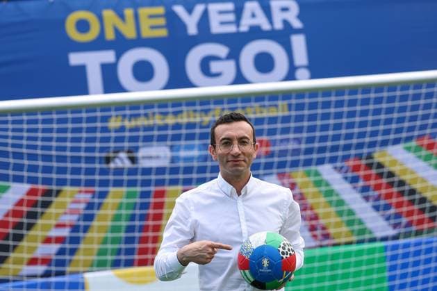 Frankfurt am Main, on 14 June 2923 Press appointment UEFA EURO 2024 One Year To Go Hauptwache at the Katharinenkirche in Frankfurt am Main v l , Lord Mayor of the City of Frankfurt Mike Josef is looking forward to the event, One Year To Go LOgo Copyright: JoaquimxFerreira