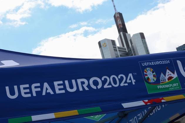Frankfurt am Main, on 14 June 2923 UEFA EURO 2024 One Year To Go press event Hauptwache at Katharinenkirche in Frankfurt am Main v l , logo UEFA Euro 2024, in the background Frankfurt skyline Copyright: JoaquimxFerreira