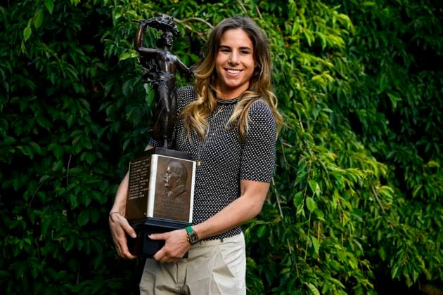 Alpine skiing, Ester Ledecka receives Jiri Stanislav Guth Jarkovsky Award in Prague