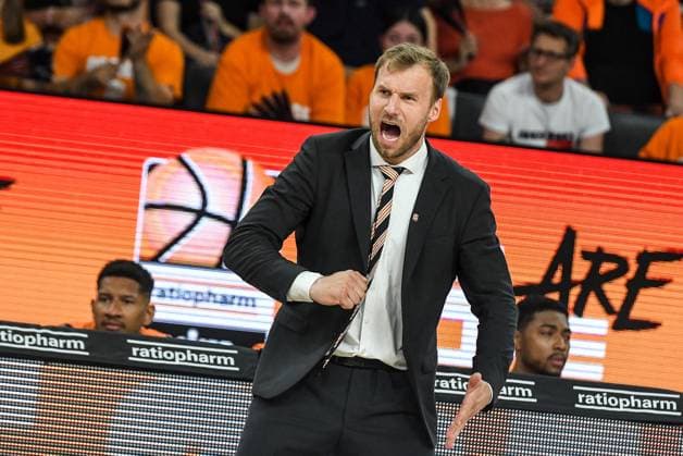 GER, BBL, playoffs, ratiopharm Ulm vs Telekom Baskets Bonn 14 06 2023, ratiopharm arena, New Ulm, GER, BBL, playoffs, ratiopharm Ulm vs Telekom Baskets Bonn, in picture Anton Gavel Ulm cheers on his players, emotion nordphotoxGmbHx xHafner nph00200