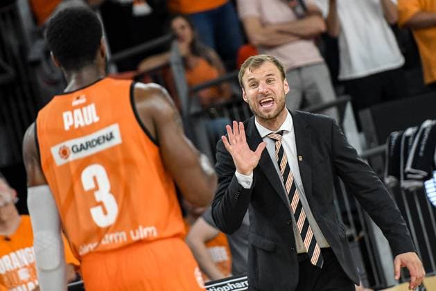 GER, BBL, Playoffs, ratiopharm Ulm vs Telekom Baskets Bonn 14 06 2023, ratiopharm arena, New Ulm, GER, BBL, Playoffs, ratiopharm Ulm vs Telekom Baskets Bonn, pictured Anton Gavel Ulm loudly gives instructions to Brandon Paul Ulm, 3 nordphotoxGmbHx xHafner nph00200