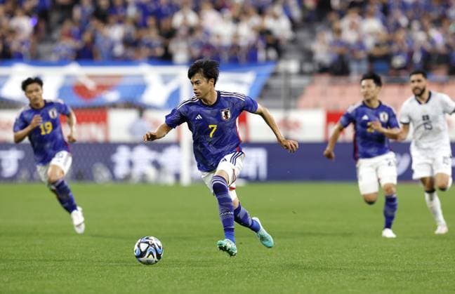 Football: Japan-El Salvador friendly Japan s Kaoru Mitoma (7) dribbles the ball in the first half of an international football friendly against El Salvador on June 15, 2023, at Toyota Stadium in Toyota in Aichi Prefecture, central Japan.  A14AA0001586610P 