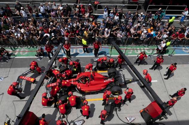 June 15, 2023, MONTREAL, QC, CANADA: Race fans watch as Ferrari mechanics practice in the paddocks at the Canadian Grand Prix Thursday, June 15, 2023 in Montreal. Formula One is back in Canada for a second consecutive year as the Canadian Grand Prix gets underway this week in Montreal. Canada News - June 15, 2023  - ZUMAc35_ 20230615_zaf_c35_027 Copyright: xChristinnexMuschix