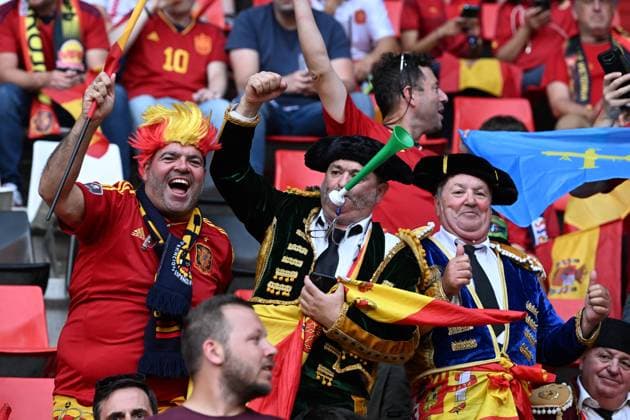 Spain v Italy - UEFA Nations League 2022 23 Semifinal Fans of Spain show their support prior to the UEFA Nations League 2022 23 semifinal match between Spain and Italy at FC Twente Stadium on June 15, 2023 in Enschede, Netherlands. MarkoxLukunic PIXSELL