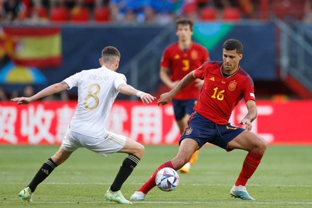 ENSCHEDE, 15-06-2023 , Stadium Grolsch Veste, Nations League semi final 2022 2023 between Spain and Italy, Italy player Jorginho and Spain player Rodri Spain - Italy  x21338195x Copyright: