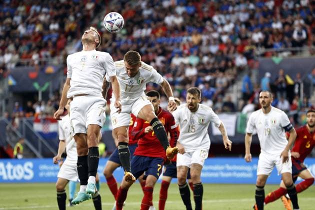 ENSCHEDE - (lr) Davide Frattesi of Italy, Ciro Immobile of Italy, Alvaro Morata of Spain, Francesco Acerbi of Italy, Leonardo Bonucci of Italy during the UEFA Nations League semi-final match between Spain and Italy at Stadion De Grolsch Veste on June 15, 2023 in Enschede, the Netherlands. ANP MAURICE VAN STEEN netherlands out - belgium out Enschede xVIxxIVx 471693467 originalFilename: 0260099852st.jpg