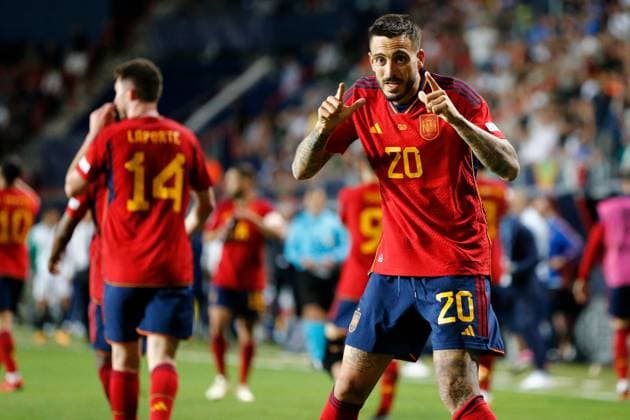 ENSCHEDE, 15-06-2023 , Stadium Grolsch Veste, Nations League semi final 2022 2023 between Spain and Italy, Spain player Joselu celebrating the 2-1 Spain - Italy  x21338780x Copyright: