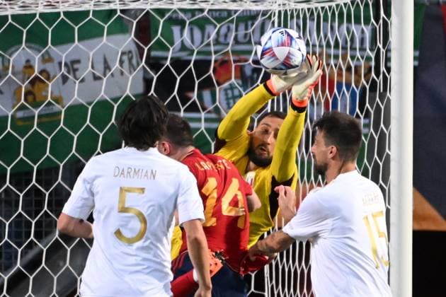 Netherlands, Enschede, 150623. Goalkeaper Gianluigi Donnarumma during the UEFA Nations League semi-final match between Spain and Italy at De Grolsch Veste Stadium. Photo: Ante Cizmic CROPIX Split CROATIA Copyright: xxAntexCizmicx spanjolska_italija36-150623
