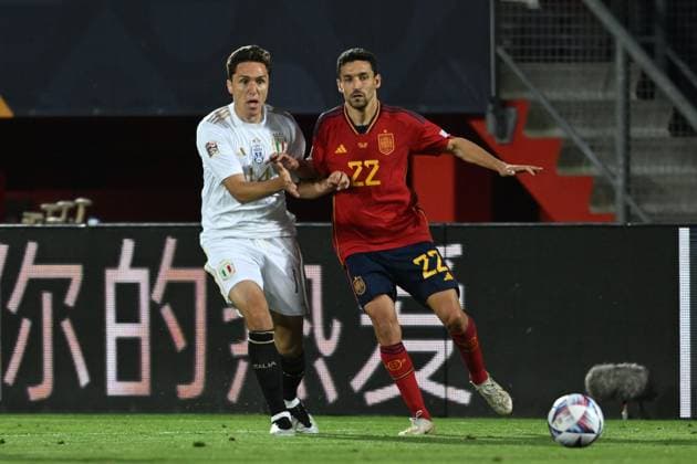 Jesus Navas (Spain)Federico Chiesa (Italy) during the UEFA Nations League 2022-2023 match between Spain 2-1 Italy at De Grolsh Veste Stadium on June 15, 2023 in Enschede, Netherlands. Noxthirdxpartyxsales  (221591216)