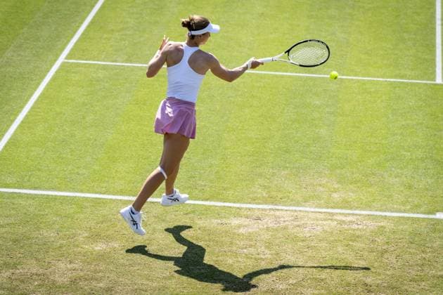 Tennis, WTA-Turnier in s Hertogenbosch ROSMALEN - Liudmila Samsonova (RUS) in action against Aliaksandra Sasnovich (BLR) on the fifth day of the Libema Open tennis tournament in Rosmalen. AP SANDER KING xVIxANPxSportx xxANPxIVx 471737473 originalFilename: 471737473.jpg