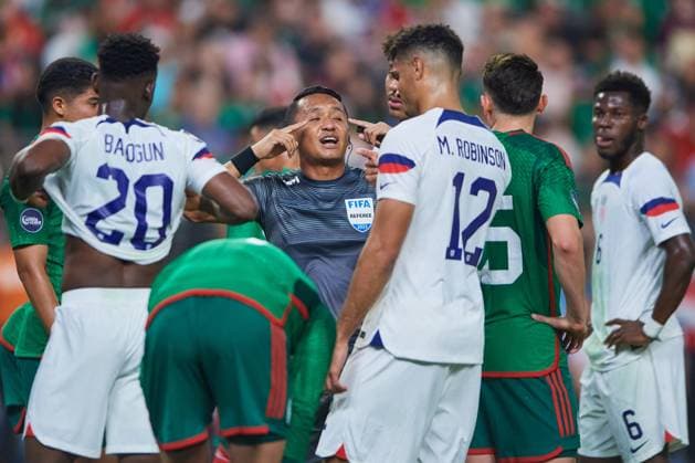 RECORD DATE NOT STATED CONCACAF NATIONS LEAGUE 2022-2023 United States vs Mexico SF Referee Ivan Barton of El Salvador during the game United States (USA) vs Mexico (Mexican national team, Nationalteam , corresponding to Semifinals of Final Four of the CONCACAF Nations League 2022-2023, at Allegiant Stadium, on June 15, 2023. <br><br> Arbitro Ivan Barton de El Salvador durante el partido Estados Unidos (EUA) vs Mexico (Seleccion Mexicana), correspondiente a Semifinales del Final Four de la Liga de Naciones CONCACAF 2022-2023, en el Allegiant Stadium, el 15 de junio de 2023. LAS VEGAS NEVADA ESTADOS UNIDOS  Copyright: xCristianxdexMarchenax 20230615214924_CNL_23_SF_USA_MEX_BARTON180