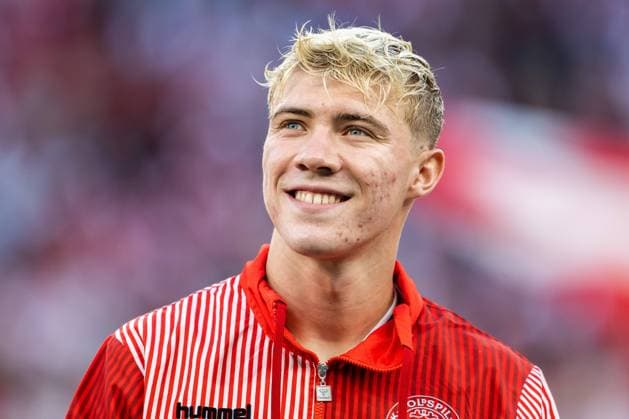 230616 Rasmus Hojlund of Denmark ahead of the UEFA Euro Qualifier football match between Denmark and Northern Ireland on June 16, 2023 in Copenhagen Photo Petter Arvidson BILDBYRAN code PA PA0585 bbeng football soccer fotboll fotboll uefa euro qualifier landskamp em kval em kvalisering em kvalik denmark northern ireland danmark nordirland  Copyright: PETTERxARVIDSON BB230616PA220