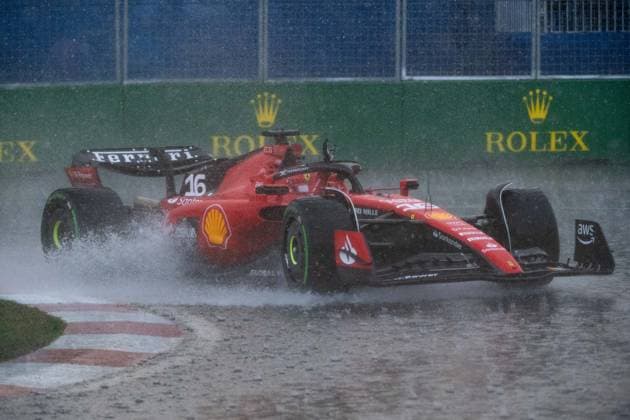 Charles Leclerc MCO, Scuderia Ferrari, 16 waves to fans in the rain from the Ferrari SF 23, CAN, Formula 1 World Championship, Canadian Grand Prix, Circuit de Gilles Villeneuve Montreal, Free Practice, 16 06 2023 CAN, Formula 1 World Championship, Canadian Grand Prix, Circuit de Gilles Villeneuve Montreal, Free Practice, 16 06 2023 Montreal Copyright: xEibner Memmlerx EP_MMR