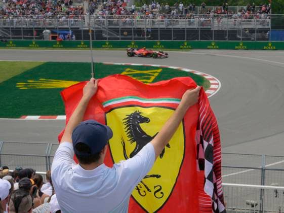 June 16, 2023, MONTREAL, PQ, Canada: A man holds a Scuderia Ferrari flag during the first practice session, at the Formula One Grand Prix, in Montreal, Friday, June 16, 2023. Canada News - June 16, 2023  - ZUMAc35_ 0260271749st Copyright: xJacquesxBoissinotx