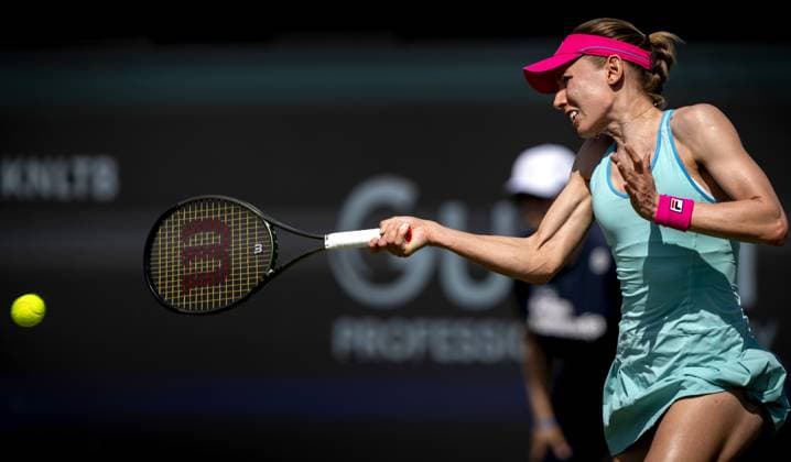 ROSMALEN - Ekaterina Alexandrova (RUS) in action against Aliaksandra Sasnovich (BLR) during the semifinals of the Libema Open tennis tournament in Rosmalen. AP SANDER KING xVIxANPxSportx xxANPxIVx 471817277 originalFilename: 471817277.jpg