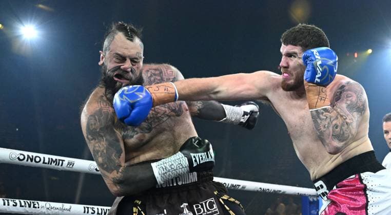 Sport Themen der Woche KW24 Sport Bilder des Tages BOXING TSZYU OCAMPO, Troy Pilcher (right) lands a punch on Hasely Hepi (left) during their during the Queensland State Heavyweight Title fight on the undercard of the Interim WBO super-welterweight world title boxing match between Tim Tszyu and Carlos Ocampo at the Gold Coast Convention & Exhibition Centre on the Gold Coast, Sunday, June 18, 2023. ( NO ARCHIVING, EDITORIAL USE ONLY, NO USE IN BOOKS WITHOUT CONSENT GOLD COAST QUEENSLAND AUSTRALIA  Copyright: xDARRENxENGLANDx 20230618001811890739